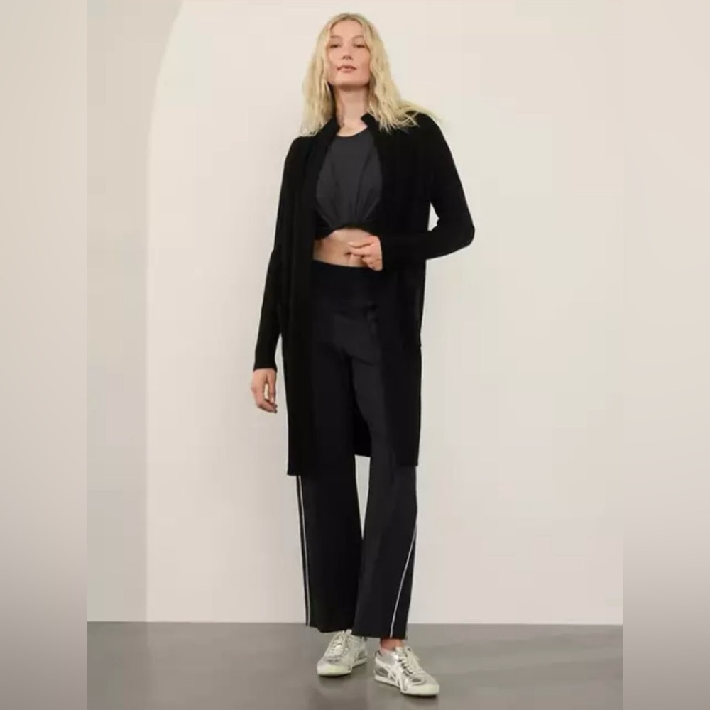 Athleta Spirit Wool Cashmere Wrap // Black - Picture 1 of 9